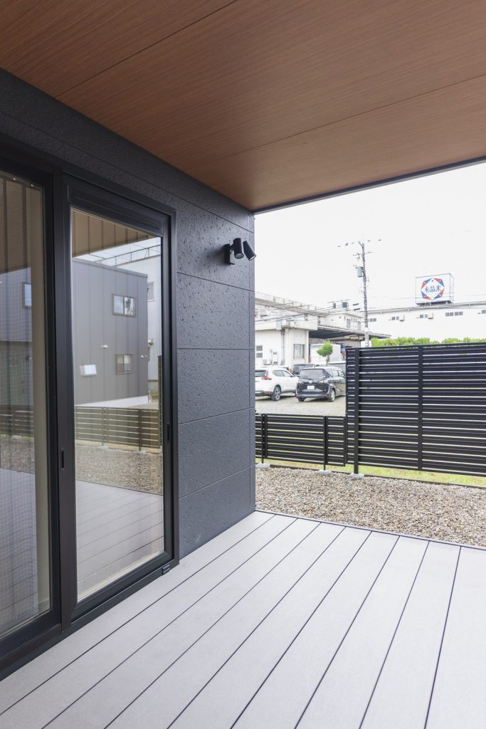 福井県福井市 新築の施工事例｜家にいながら外で過ごせる家｜福井市・I様邸